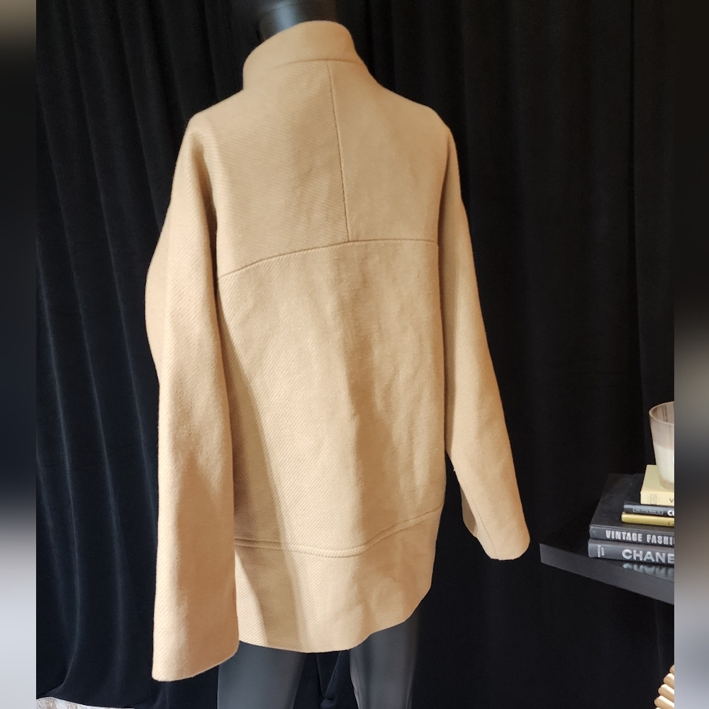 DESIGNER STYLE OVERSIZED WOOL COCOON COAT BEIGE MINIMALIST CHIC SIZE S - Picture 3 of 9